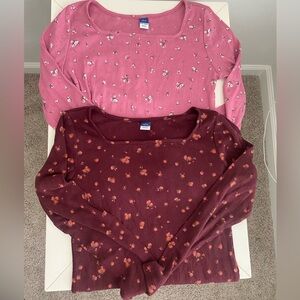 Old Navy Pink and Burgundy Floral Ribbed Long Sleeve Tops